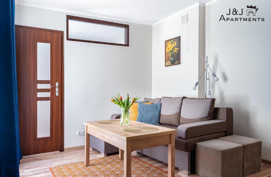 J&J Apartments, Szeroka 25, Apartament 14 Торунь Экстерьер фото